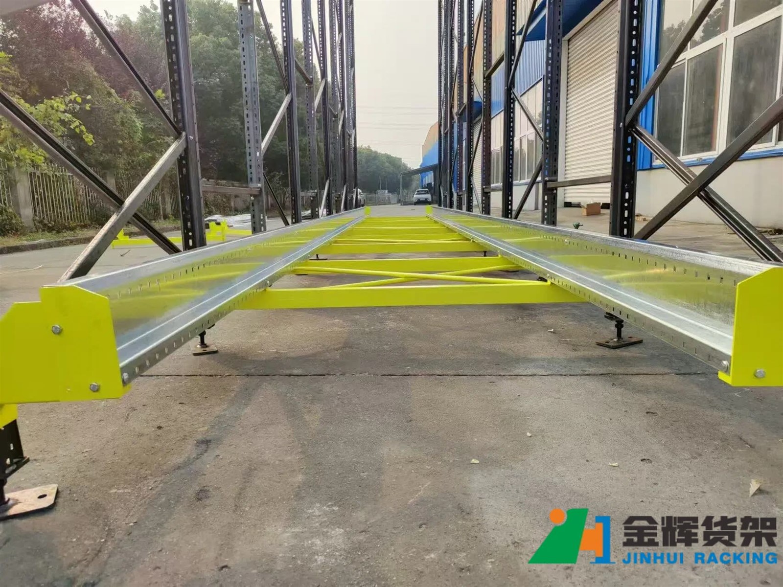 radio shuttle racking trial assembly in factory with rails installed and shuttle testing process radio shuttle racking trial assembly in factory with rails installed and shuttle testing process