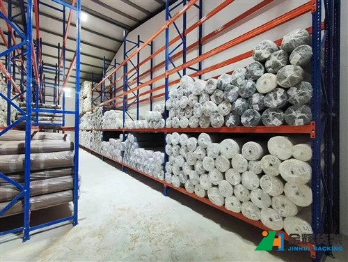 Sut i Ddewis Racking Pallet ar gyfer Warws Gweithgynhyrchu
